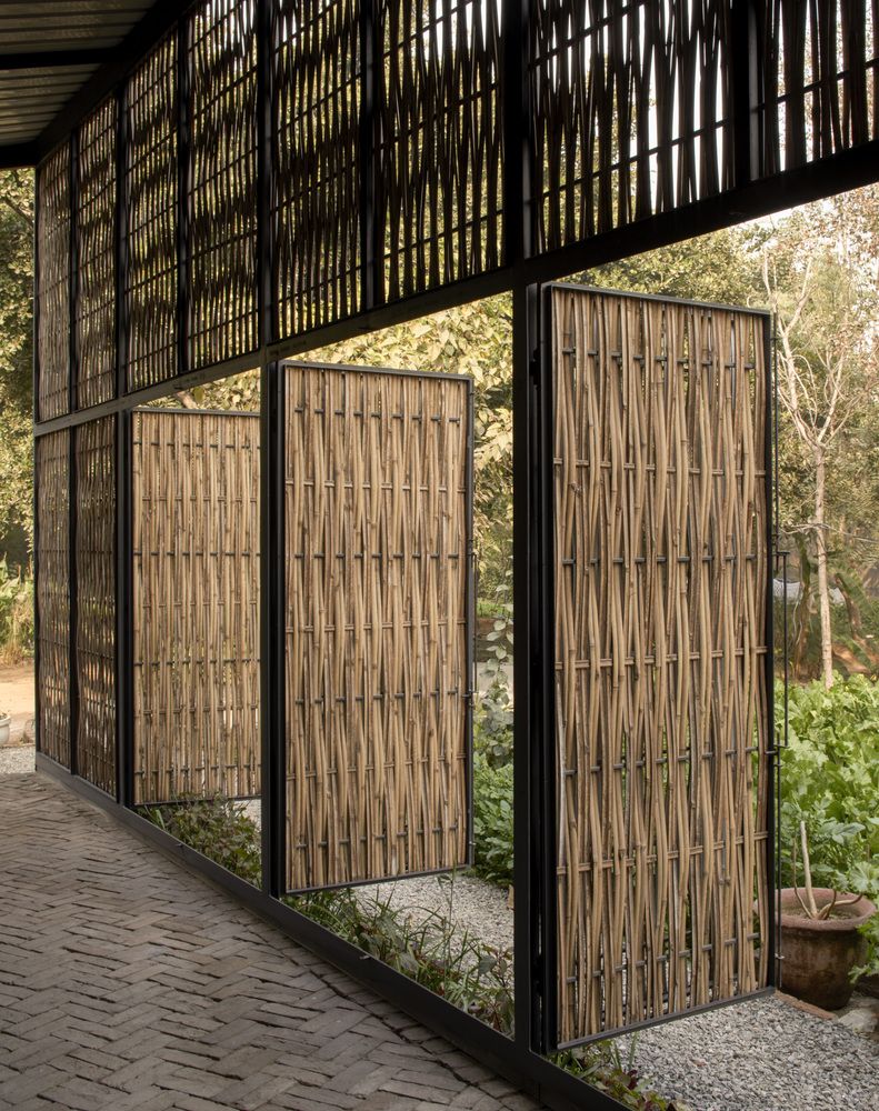 Woven screen, morning — photograph © Edmund Sumner